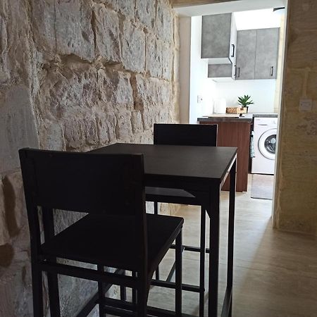 Beautiful 1-Bed Apartment In Hal Qormi Eksteriør bilde