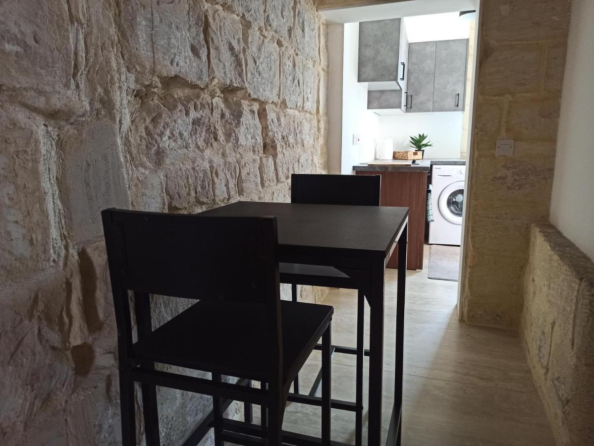 Beautiful 1-Bed Apartment In Hal Qormi Eksteriør bilde